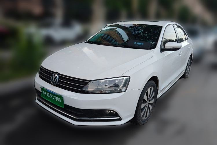 Used Volkswagen Sagitar 2017 230TSI Automatic Comfort Version