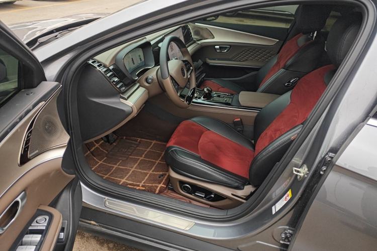 Used BYD Han 2022 EV Genesis Edition 715KM Front-Wheel-Drive Prestige Model