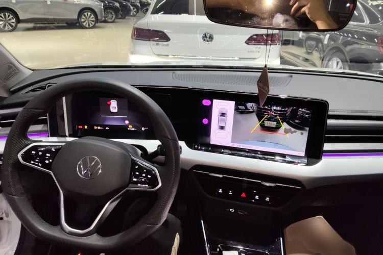 Used Volkswagen Lamando 2024 Lavida L 280TSI DSG Cool & Spicy Edition Center Console