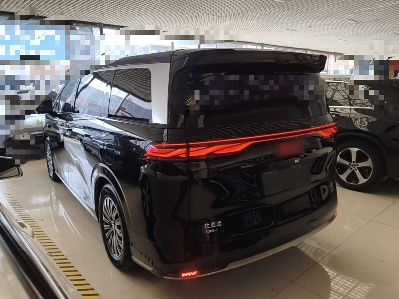 BYD Xia 2025 DM-i 1.5T 180km Beyond Edition — снимка 4