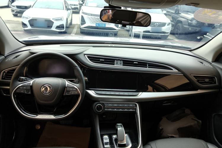 Used Dongfeng Aeolus AX7 2020 1.6T Automatic AI Navigation Model China VI Standard Center Console