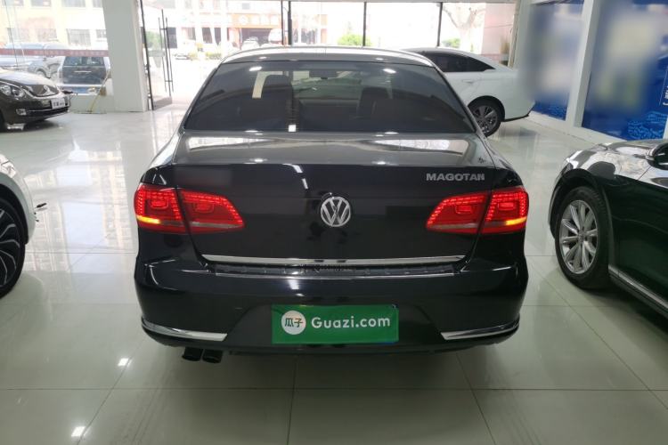 Used Volkswagen Magotan 2015 1.8TSI Advanced Model Rear