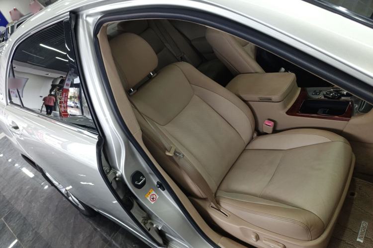 Used Toyota Crown 2012 2.5L Royal Leather Edition