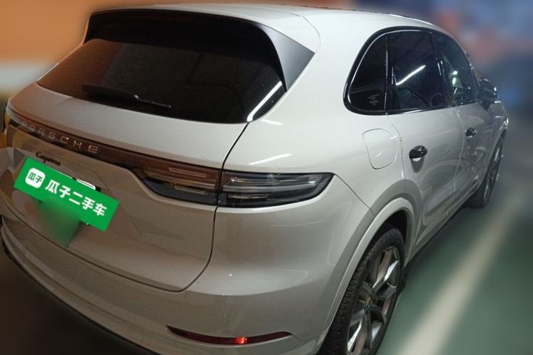 Used Porsche Cayenne E-Hybrid  Rear Right 45 Deg