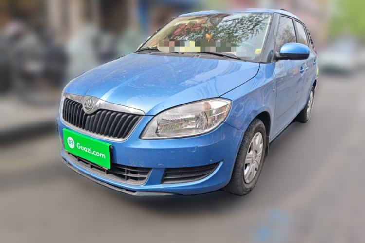 Used Skoda Fabia 2014 1.4L Manual Crystal Edition