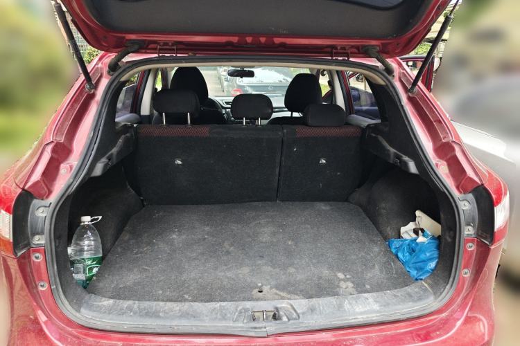 Used Nissan Qashqai 2016 2.0L CVT Elite Edition Trunk