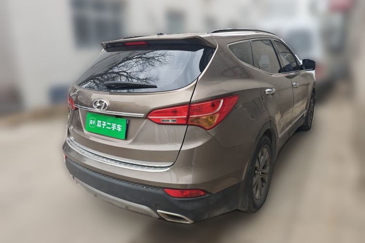 Used Hyundai Santa Fe 2013 2.4L Automatic Two-Wheel Drive Smart Version