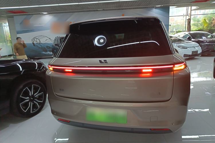 Used Li Auto L8 2023 Pro Model Rear