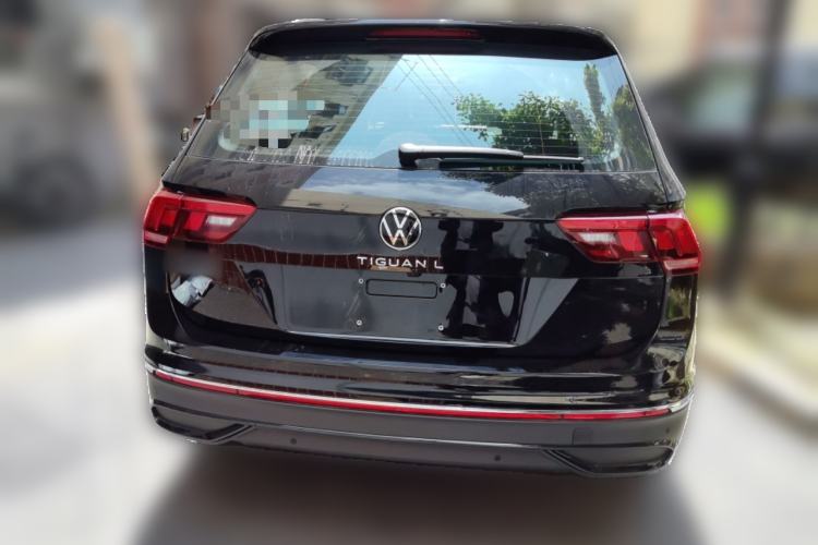 Used Volkswagen Tiguan L 2025 Model, Outstanding Version, 300TSI Automatic Two-Wheel Drive Longteng Edition
