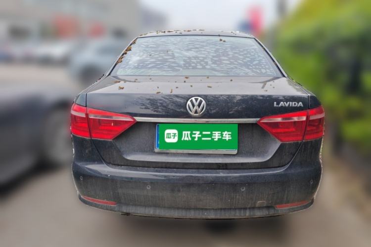 Used Volkswagen Lavida 2013 Restyled Classic 1.6L Manual Comfort Edition