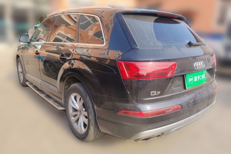 Used Audi Q7 2019 45 TFSI Comfort Model