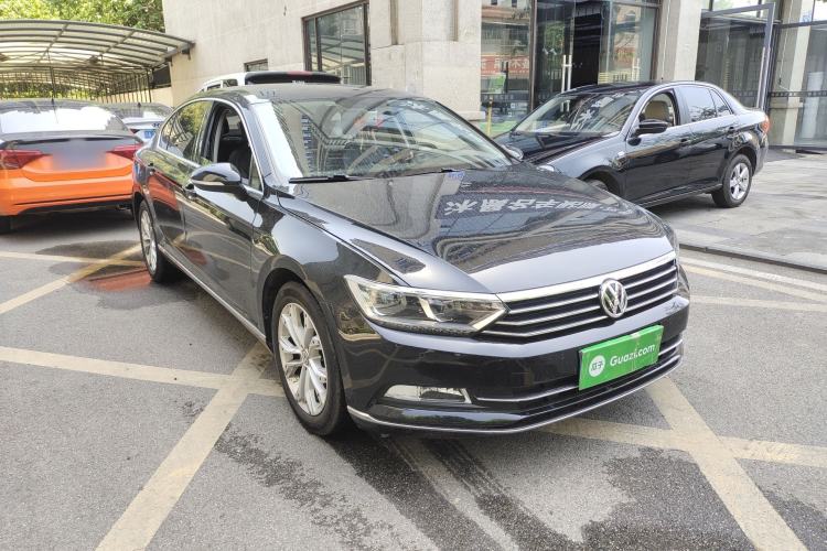 Used Volkswagen Magotan 2018 Facelift 380TSI DSG Luxury Version
