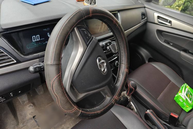 Used CHANGAN KAICHENG Oushang A600 2016 1.5L Manual Luxury 7-Seater
