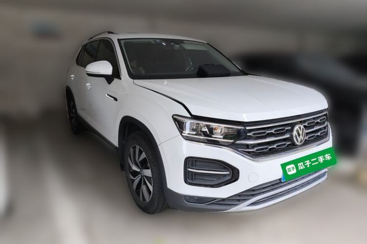 Used Volkswagen Tayron 2020 330TSI Two-Wheel Drive Luxury Smart Connectivity Version Front Right 45 Deg