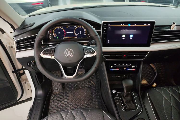 Used Volkswagen Tiguan L 2024 330TSI Automatic Two-Wheel Drive Smart Edition Steering Wheel