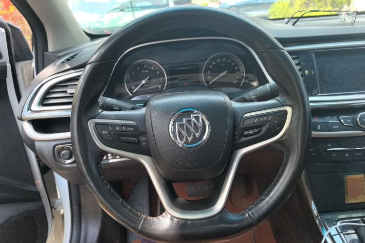 Used Buick GT 2018 18T Automatic Flagship Model Steering Wheel