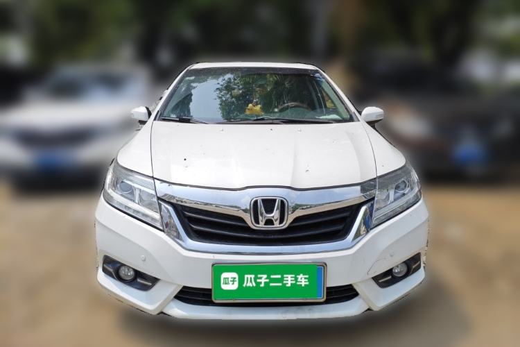 Used Honda Crider 2015 1.8L automatic luxury edition
