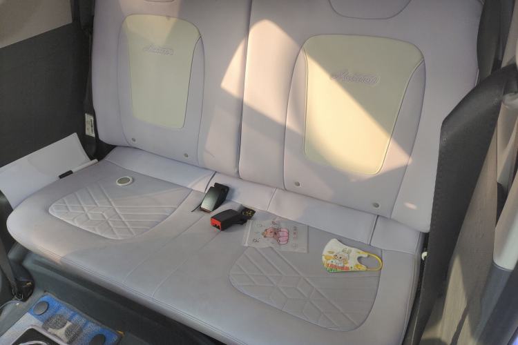 Used Wuling Hongguang MINIEV 2022 Macaron-Color Edition Lithium Iron Phosphate Left Rear Seat