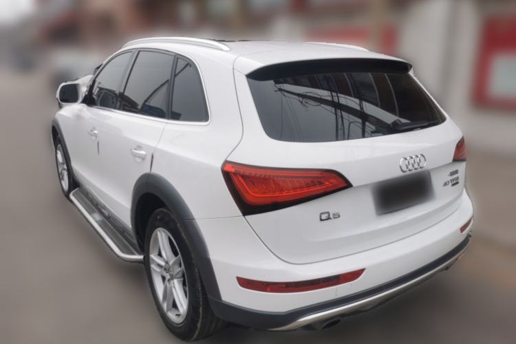 Used Audi Q5 2017 Plus 40 TFSI Technology Model
