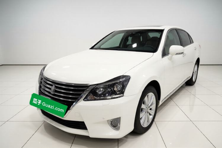 Used Toyota Crown 2012 2.5L Royal Leather Edition