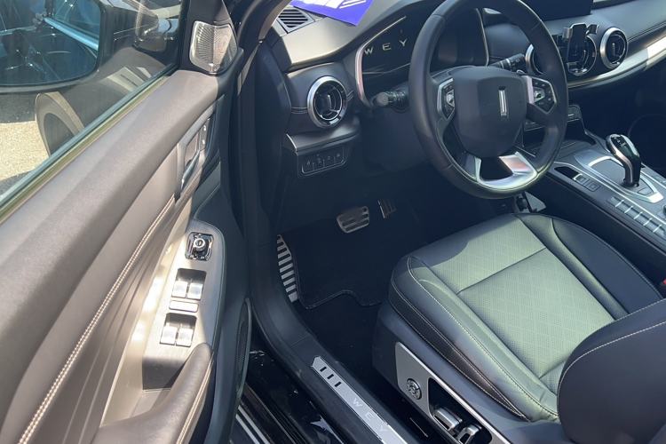 Used Wey VV6 2018 2.0T Two-Wheel-Drive Ultra-Luxury Version China V Standard