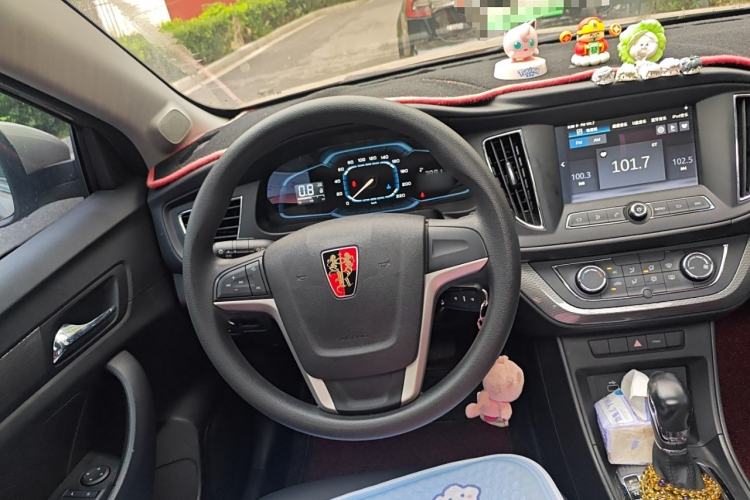 Used Roewe 360 2015 1.5L Automatic Luxury Edition
