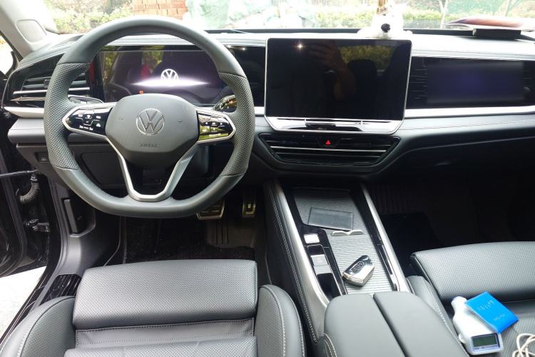 Used Volkswagen Passat 2025 Pro 380TSI Starry Dragon Edition
