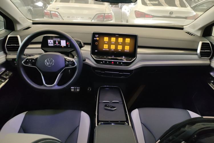 Used Volkswagen ID.6 CROZZ 2022 Standard Range PURE Edition Center Console