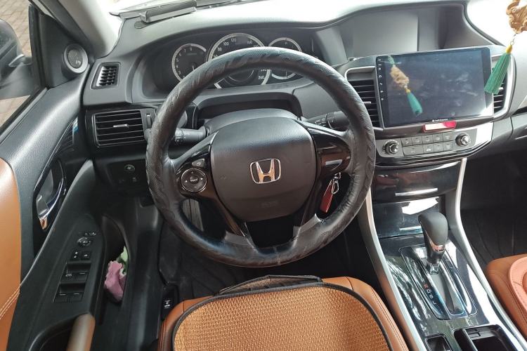 Used Honda Accord 2016 2.0L Comfort Edition
