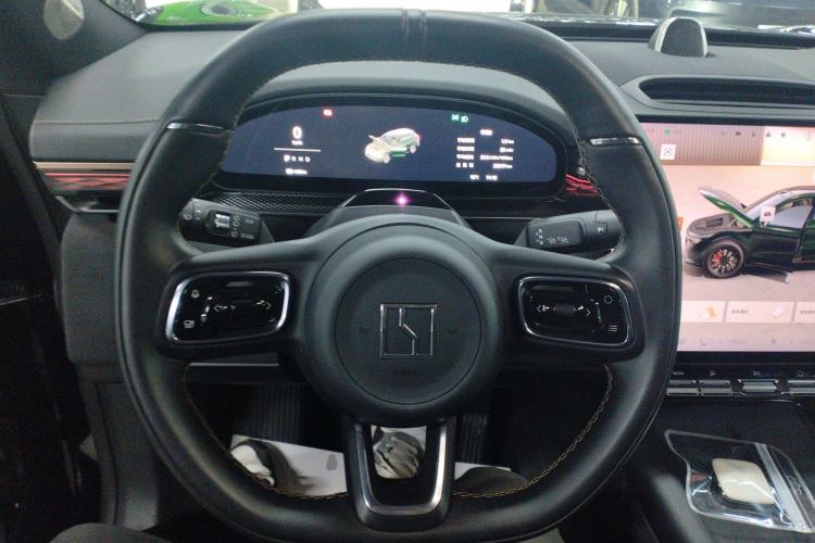 Used Zeekr 7X 2025 100 kWh Long-Range Rear-Wheel Drive with Intelligent Driving Features