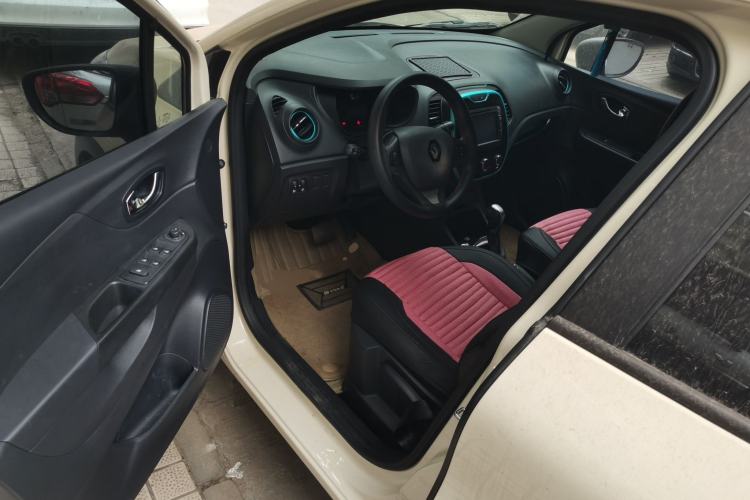 Used Renault Captur 2015 1.2T Automatic Standard Edition Driver Seat