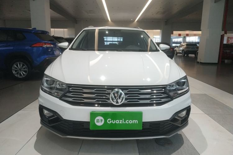 Used Volkswagen C-TREK 2018 230TSI DSG Luxury Version
