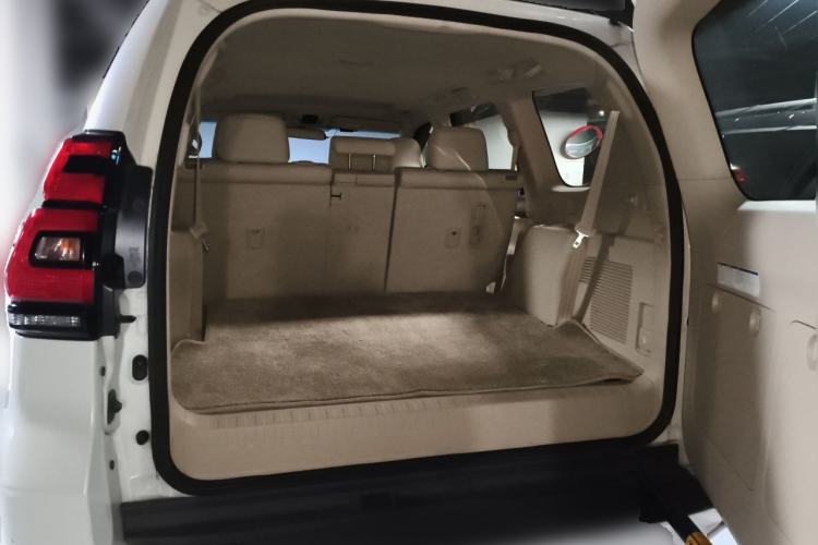 Used Toyota Prado 2018 3.5L Automatic TX-L with Rear-Mounted Spare Tire
