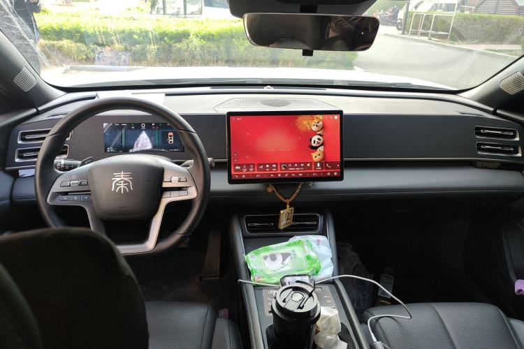 Used BYD Qin L 2025 DM-i Smart Drive 120KM Leading Model
