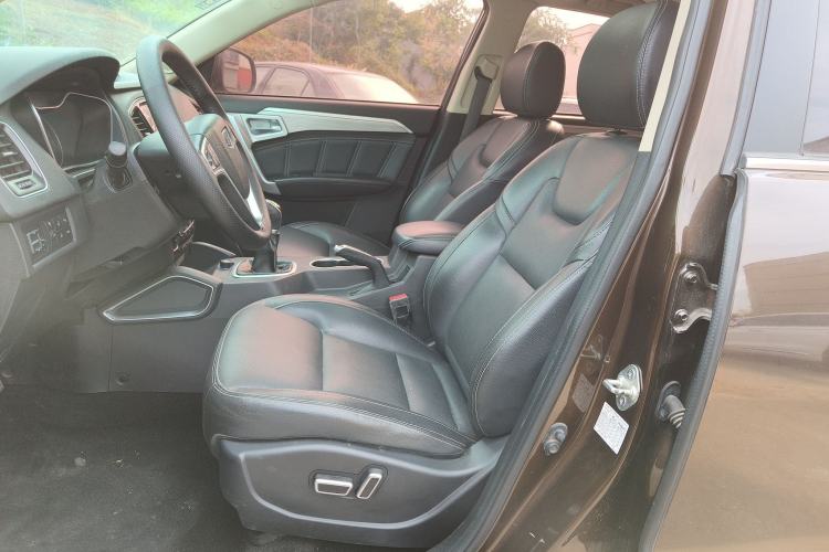 Used Geely Auto Vision X6 2016 1.8L Manual Luxury Model
