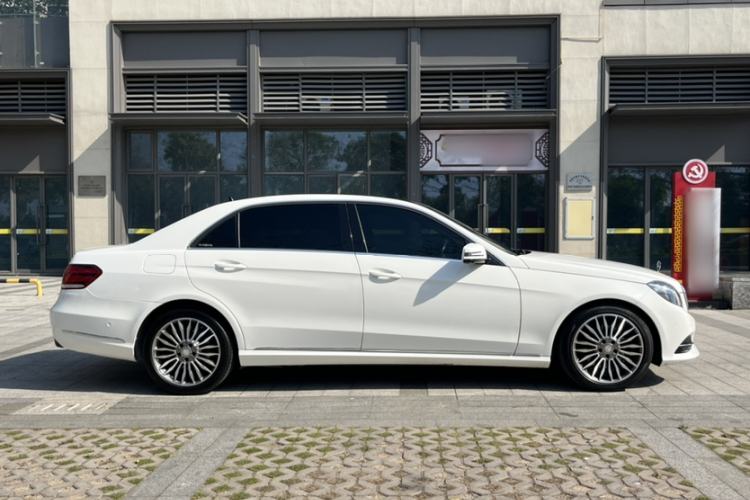 Used Mercedes-Benz E-Class 2015 E 260 L Luxury Model
