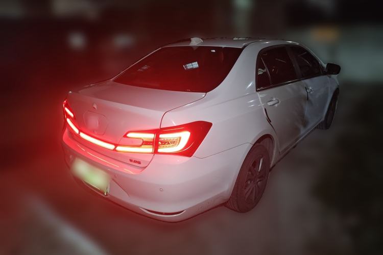 Used BYD Qin New Energy 2017 1.5T Luxury Model
