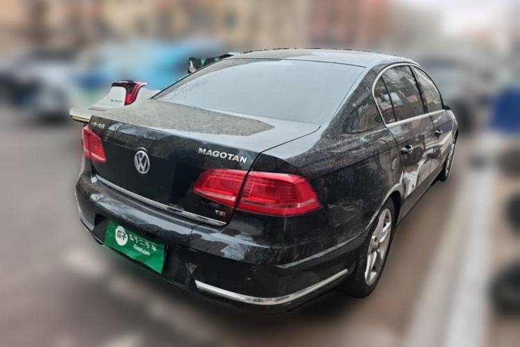 Used Volkswagen Magotan 2015 Revised 1.8TSI Prestige Version Rear Right 45 Deg