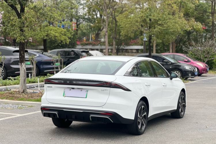 Used Geely Galaxy L6 2025 EM-i 140km Explorer+ Edition
