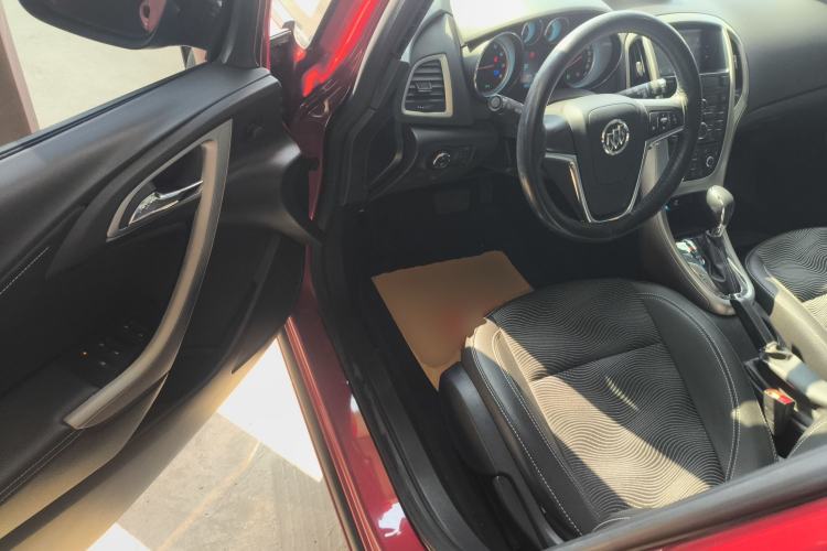 Used Buick GT 2014 XT 1.6L Automatic Fashion Edition