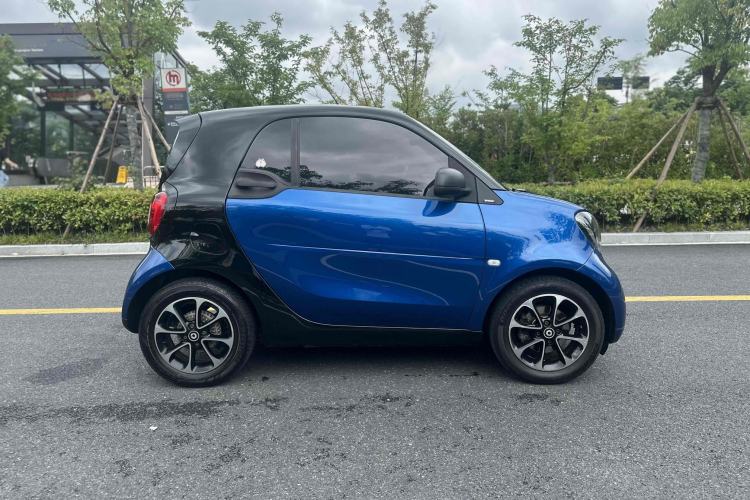 Used smart fortwo 2015 1.0L 52 kW Hardtop Passion Edition