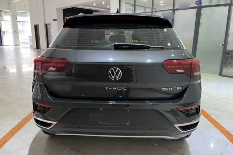 Used Volkswagen T-ROC 2021 280TSI DSG Two-Wheel Drive Comfort Connect 30th Anniversary Edition

