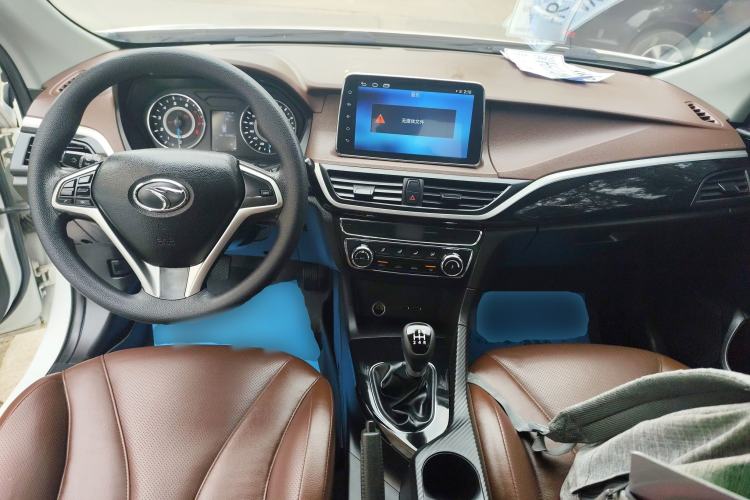 Used Soueast A5 Wing Dance 2019 1.5L Manual Luxury Edition China V Standard
