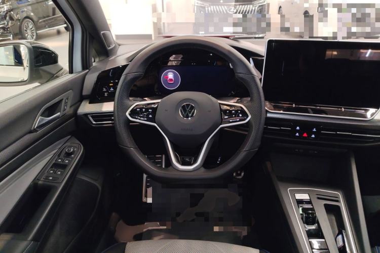 Used Volkswagen Golf 2025 300TSI R-Line Steering Wheel