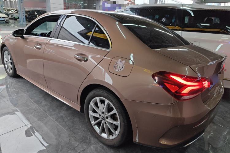 Used Mercedes-Benz A-Class 2020 Restyled A 200 L Sport Sedan Fashion Version
