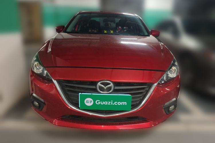 Used Mazda 3 Axela 2016 Sedan 1.5L Automatic Luxury Model
