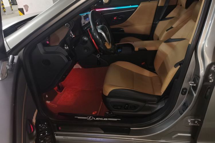 Used Lexus ES 2022 300h Excellence Edition