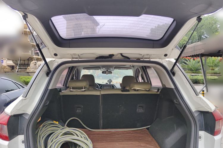 Used GAC Trumpchi GS4 2015 200T G-DCT Elite Edition Trunk