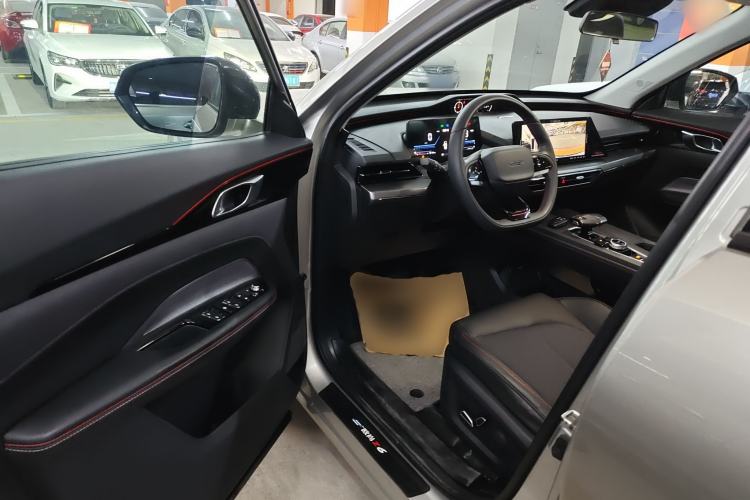 Used CHANGAN OSHAN Z6 2022 Blue Whale 1.5T DCT Luxury Model Driver Seat