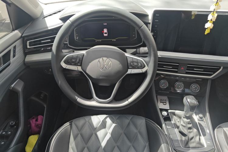 Used Volkswagen Sagitar 2024 300TSI DSG Excellence Edition
